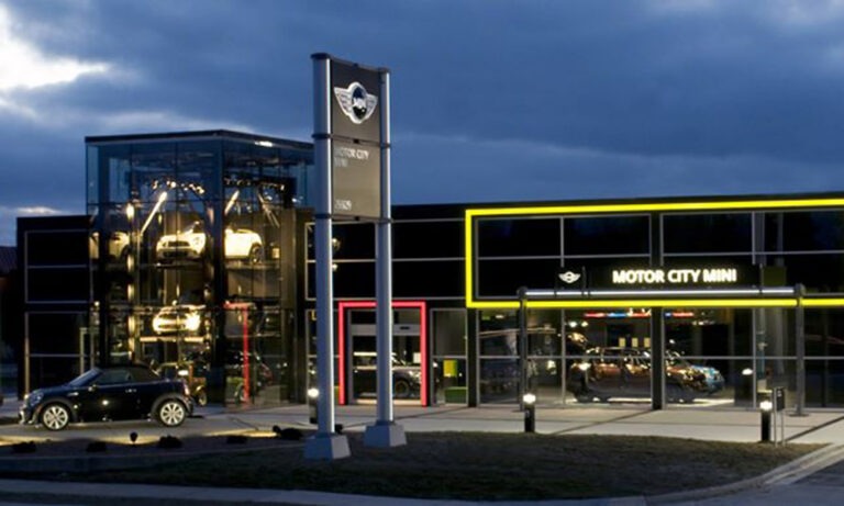 Auto Dealership Display