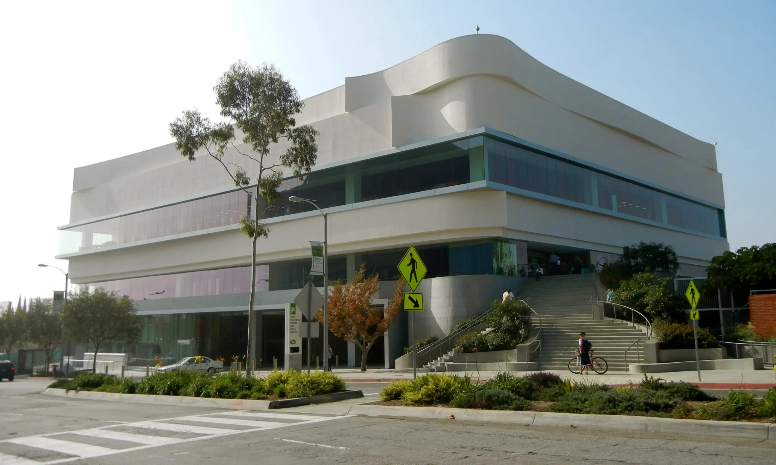 SP100 Suspended Platforms and DP003 Double Stackers installed at West Hollywood Park and Aquatics Center, West Hollywood CA